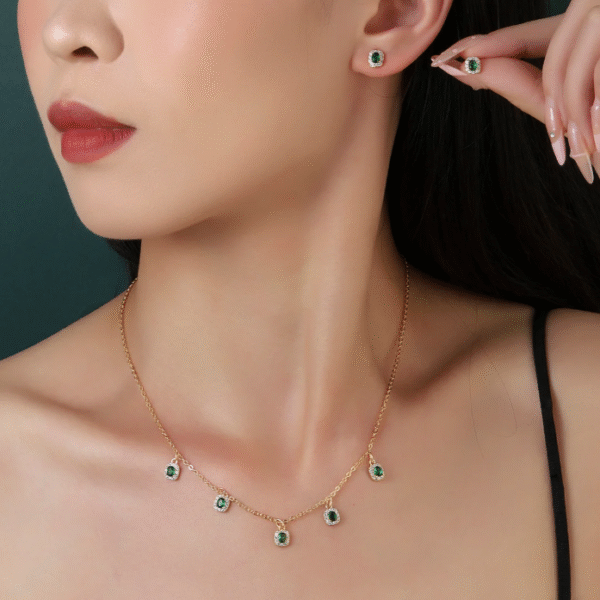 Emerald Necklace and Earrings Set - Image 2